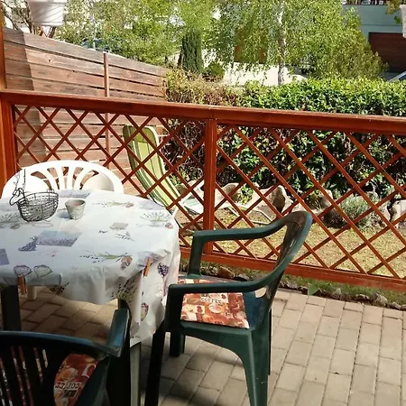 Apartment Otthonka Apartman Eger